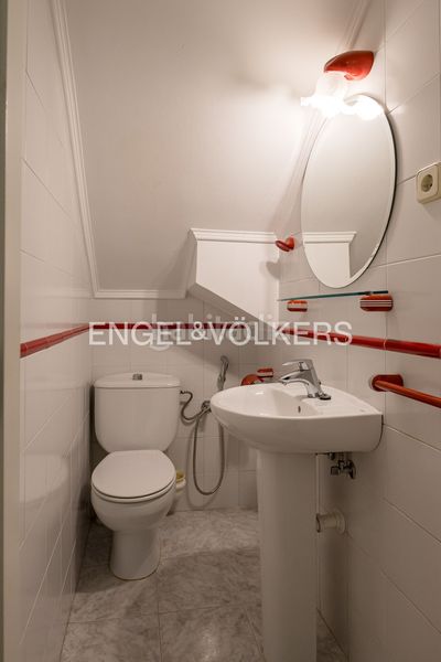 Foto 31d5a33c-5330-4c26-9322-2ab0a09e65a6. Casa amb calefacció aparcament a Salvador Madrid