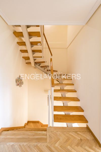 Foto e4ec982a-3bcd-480b-a1ef-1a6e9d5e3067. Casa amb calefacció aparcament a Salvador Madrid