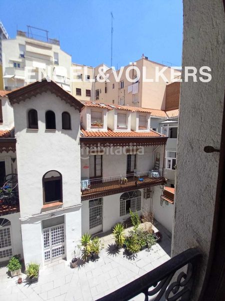 Foto a9a87c37-52c9-4266-96b9-5b3719bb78dd. Lloguer dúplex amb calefacció a Argüelles Madrid