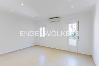 Lloguer Pis  Don ramón de la cruz. Vivienda de tres dormitorios, muy luminosa con terraza en lista