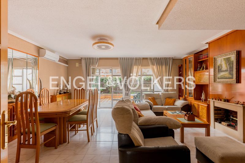 Foto c8968376-ae4d-4826-9460-8c6372876db4. Casa amb calefacció aparcament a Valdepelayo-Montepinos-Arroyo Culebro Leganés