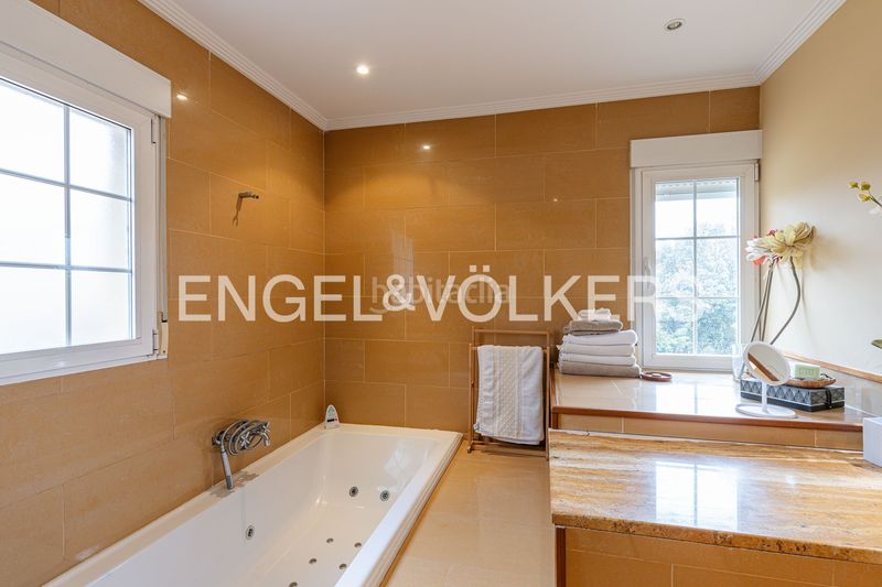 Foto 01226ef7-ae51-40e2-985c-3086c51cec26. Casa amb calefacció aparcament piscina a El Guijo-Colonia España Galapagar