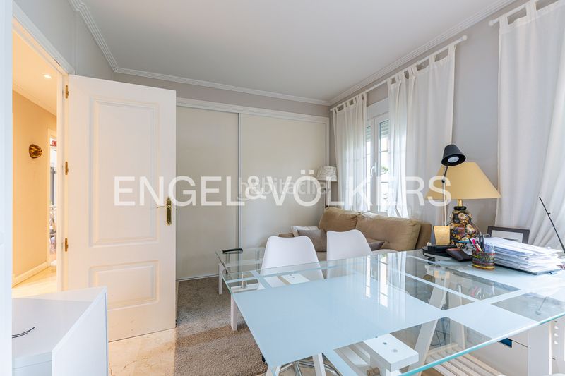 Foto 0d74d3ac-37ca-4f59-8bd5-98aa033de6be. Casa amb calefacció aparcament piscina a El Guijo-Colonia España Galapagar