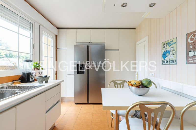 Foto 19da12be-9635-4b71-bb72-51e62bbeb1e4. Casa amb calefacció aparcament piscina a El Guijo-Colonia España Galapagar