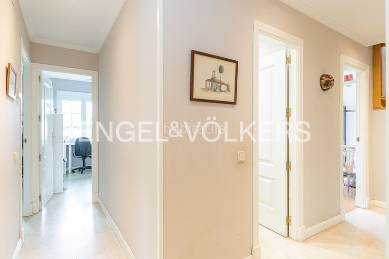 Foto 3fb17be4-128e-41f3-a5fd-124b37ad7eb0. Casa amb calefacció aparcament piscina a El Guijo-Colonia España Galapagar