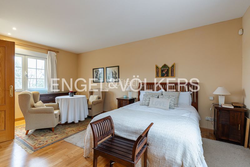 Foto 8eab61d9-00cb-41d6-9211-5713101eba88. Casa amb calefacció aparcament piscina a El Guijo-Colonia España Galapagar