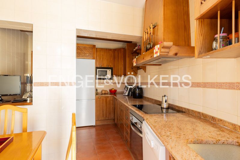 Foto e76d38e6-5379-4eb5-8ac6-ebd9c65fefa7. Casa amb calefacció aparcament a Centro Navalcarnero