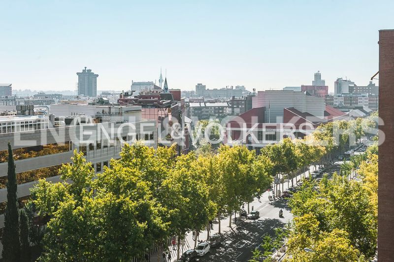 Foto 17729943-79f8-47fc-b3f8-05e251aa22ea. Pis amb calefacció aparcament a El Viso Madrid