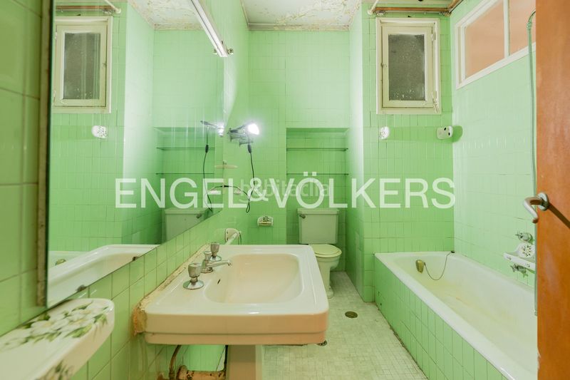 Foto 81e9a8e1-5456-4a72-a2d1-50a404d08905. Pis amb calefacció aparcament a Almagro Madrid