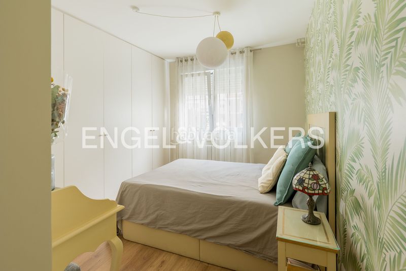 Foto b86359cf-5bf4-444d-90ff-1254232e69ff. Pis amb calefacció aparcament piscina a Pacífico Madrid