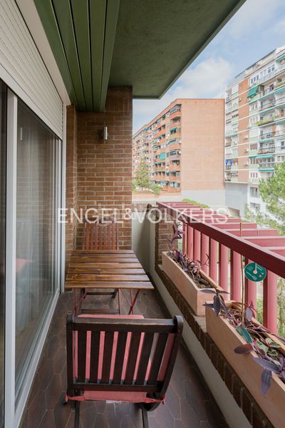 Foto dc289626-d7d4-42fb-9350-847d340324ed. Pis amb calefacció aparcament piscina a Pacífico Madrid