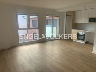 Location Appartement à Casa Amarilla. Exclusivo piso a estrenar en el centro urbano de galapagar