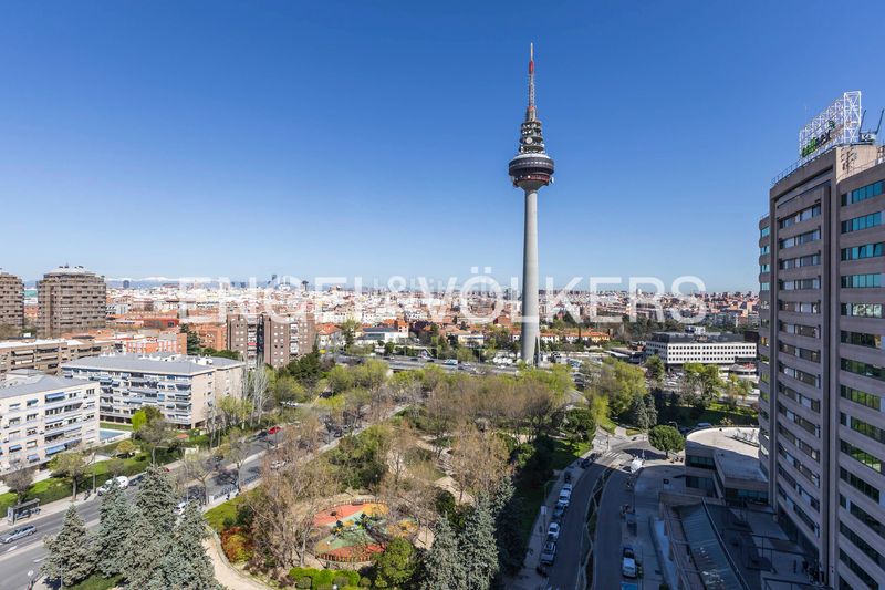 Foto a22c0a26-a6f0-456e-bc3c-a9d249856944. Pis amb calefacció aparcament piscina a Estrella Madrid