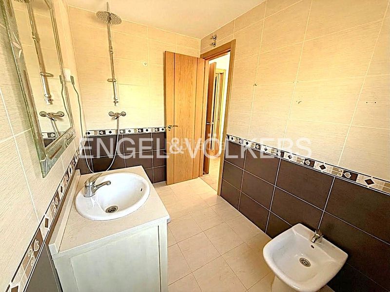Foto 45d4d9be-c9ec-44e1-8995-f4a1fc487261. Casa amb calefacció aparcament a Álamo (El)