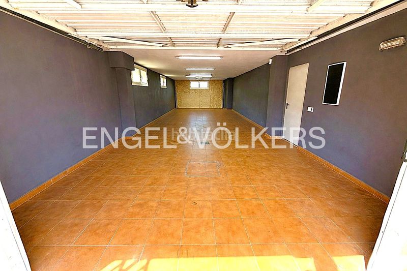 Foto 520d0bde-b075-4341-a42a-bba56572b19a. Casa amb calefacció aparcament a Álamo (El)