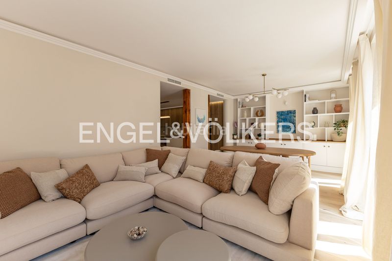 Foto 4c4091e8-b3b4-4628-aab7-fab421f9e3ff. Pis amb calefacció a Embajadores-Lavapiés Madrid