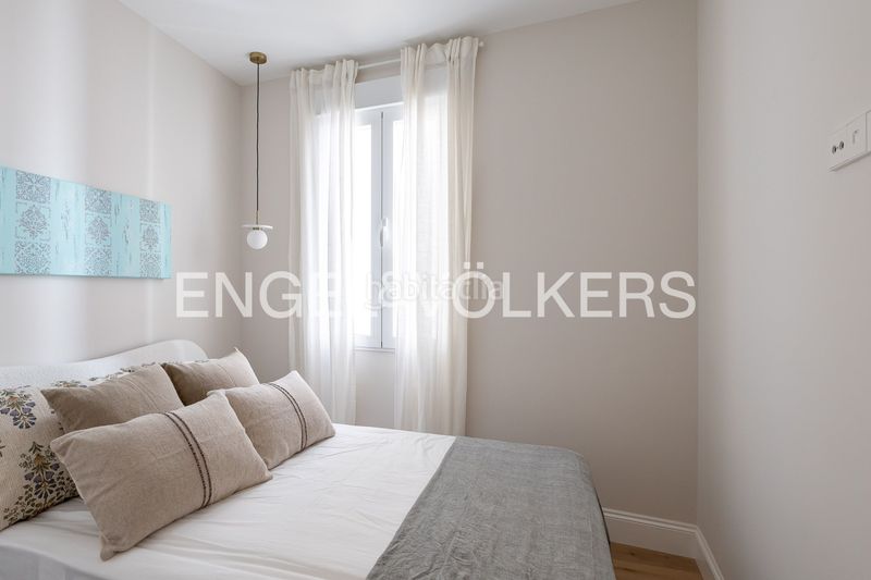 Foto 4f4865bd-ab04-4da9-a976-c88cd7c432be. Pis amb calefacció a Embajadores-Lavapiés Madrid