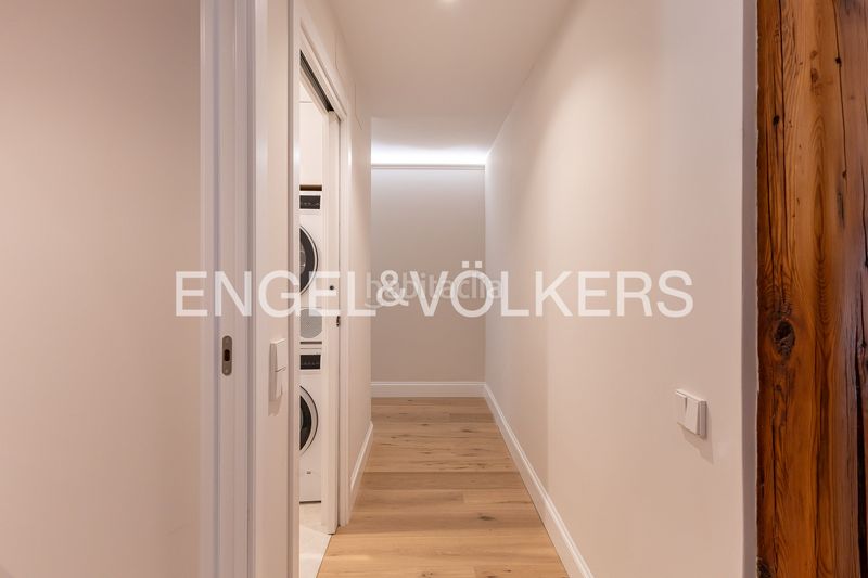 Foto ecba69f9-9c71-46a7-9fbf-2ddaee426c9d. Pis amb calefacció a Embajadores-Lavapiés Madrid