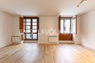 Location Appartement  Carrera de san jerónimo. Exclusivo piso exterior de un dormitorio con vistas monumentales