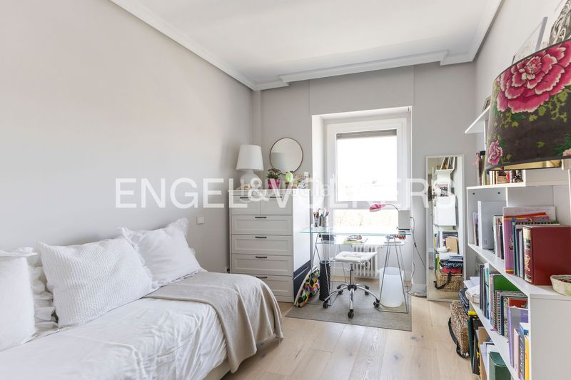 Foto 11068e12-a3a8-4431-8abe-99eed45ee84f. Pis amb calefacció aparcament a Castilla Madrid