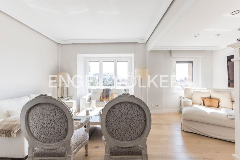 Foto 1a750d99-f0b6-43c5-b1f6-72454c0e22cc. Pis amb calefacció aparcament a Castilla Madrid