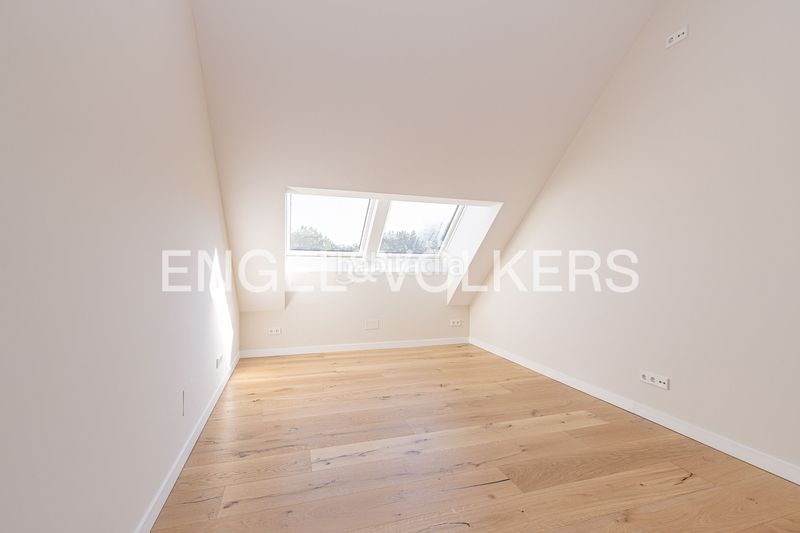 Foto 2a9d95e6-859d-4216-a013-96a8b7e4008c. Casa amb calefacció aparcament a Casco Antiguo Galapagar