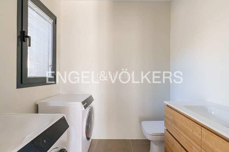 Foto 9fbadd85-b660-455f-ba20-1cc7ff0b6b4c. Casa amb calefacció aparcament a Casco Antiguo Galapagar