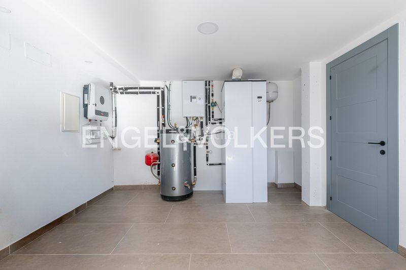 Foto a7dc6305-4ba3-4828-928e-d9d20b6ca0cb. Casa amb calefacció aparcament a Casco Antiguo Galapagar