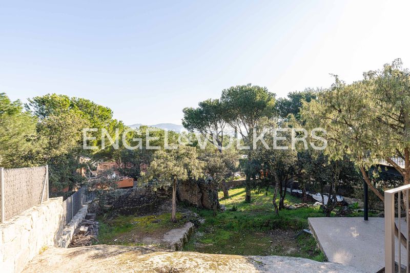 Foto a802c65d-c5a1-4f35-81f1-06c8f5d872f5. Casa amb calefacció aparcament a Casco Antiguo Galapagar