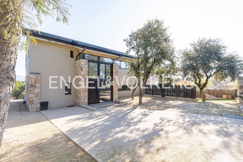 Foto e3fa23a9-aa15-43c6-8265-a17f2f5bd0db. Casa amb calefacció aparcament a Casco Antiguo Galapagar