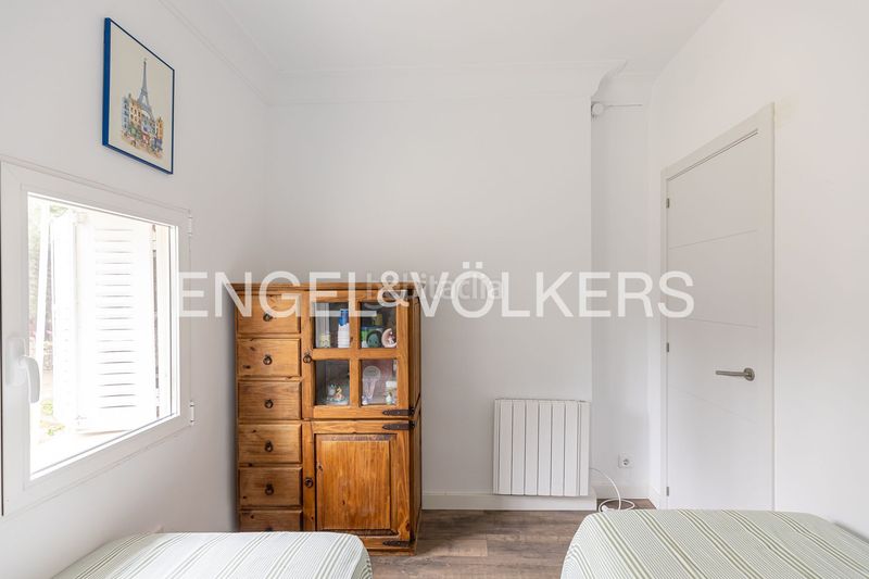 Foto 3cba20ce-9144-4b54-8cea-c65278a68f2e. Casa amb calefacció aparcament piscina a Cabrera (La)