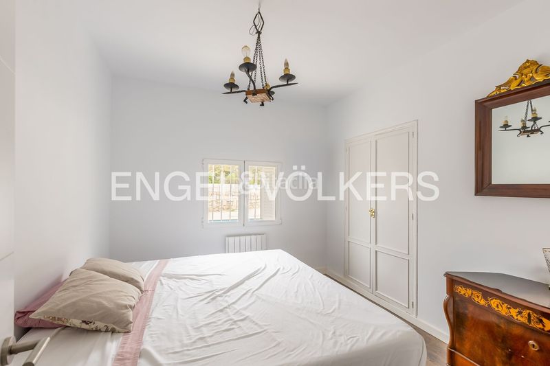 Foto 809ecc87-ce77-41c6-be08-41a08a32debc. Casa amb calefacció aparcament piscina a Cabrera (La)