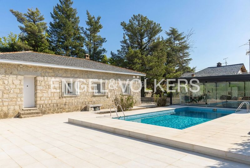 Foto abf0209b-f3dd-4bac-b8fd-507ad5fe47b6. Casa amb calefacció aparcament piscina a Cabrera (La)