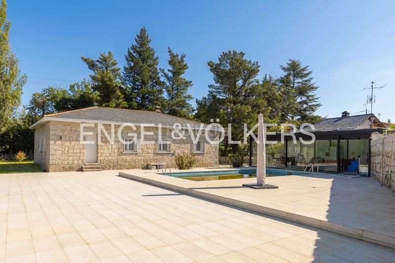 Foto d1983976-11c0-4b92-97f9-adbbfcd2511d. Casa amb calefacció aparcament piscina a Cabrera (La)