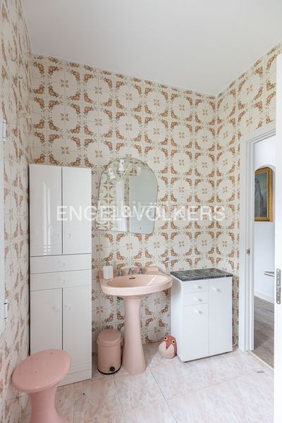 Foto d899cf99-6fbf-4836-b376-b26b327e1231. Casa amb calefacció aparcament piscina a Cabrera (La)