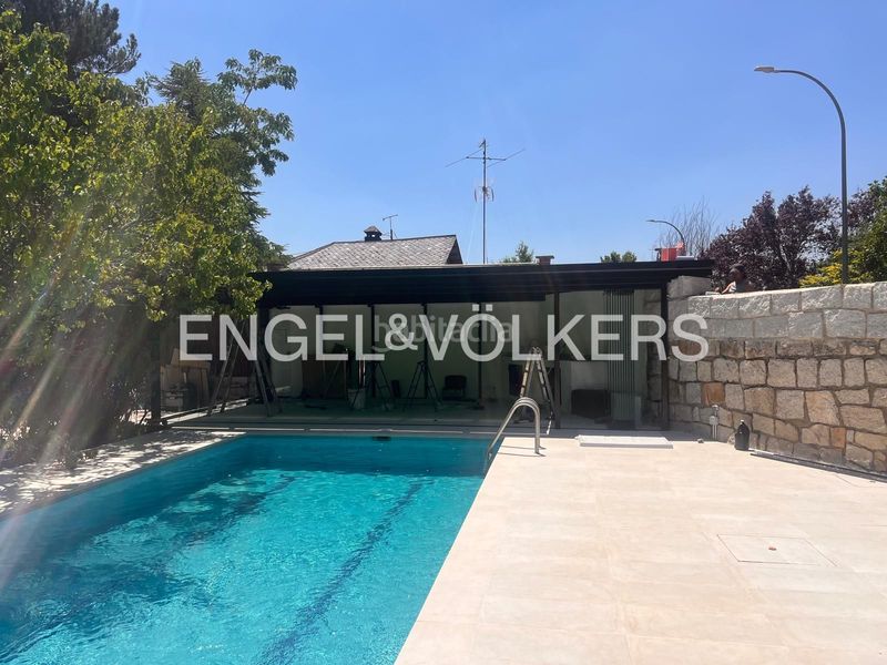 Foto e19ab677-b5e9-4e9a-8d02-1fb8d2962a79. Casa amb calefacció aparcament piscina a Cabrera (La)