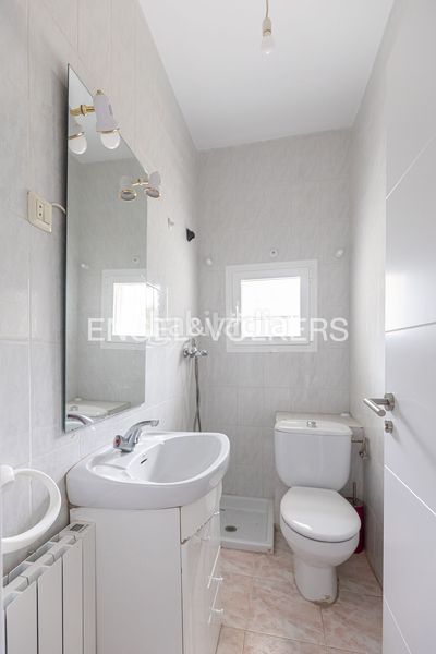 Foto efb786e3-a72f-45b0-9914-a534405d569a. Casa amb calefacció aparcament piscina a Cabrera (La)