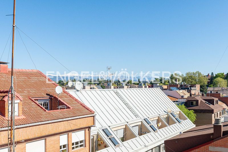 Foto e505d82e-16ff-4511-bd2c-9846c1f55fe5. Dúplex amb calefacció aparcament a Casco Antiguo Rozas de Madrid (Las)