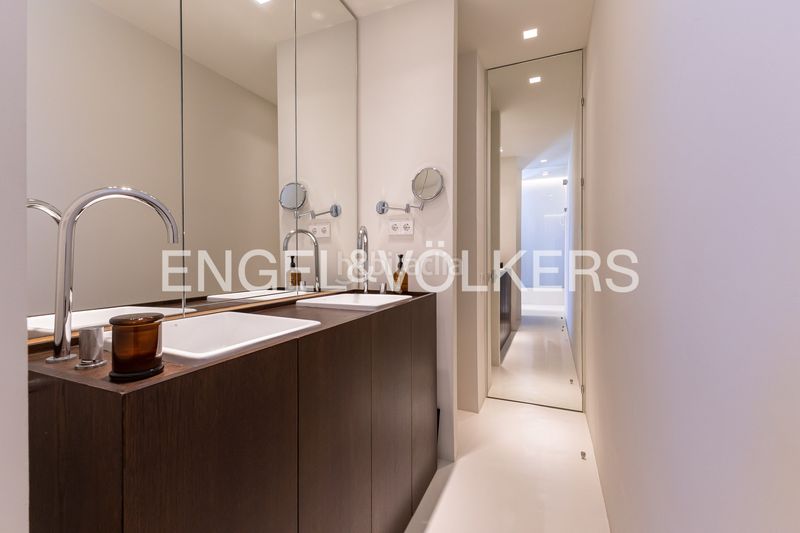 Foto c4630260-43a1-4d8a-88e9-1e60e73c151f. Pis amb calefacció a Bellas Vistas Madrid