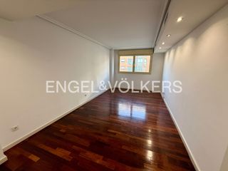 Lloguer Pis a Sanchinarro. Bonito piso de dos dormitorios en sanchinarro