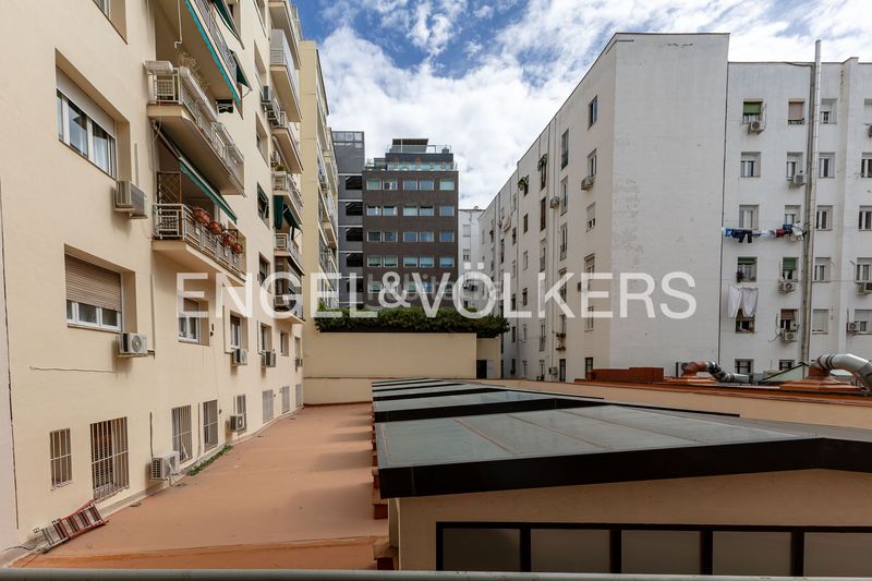 Foto 8ef1a43f-19dc-4b7f-81d5-98f7f19fd8de. Pis amb calefacció a Ibiza Madrid