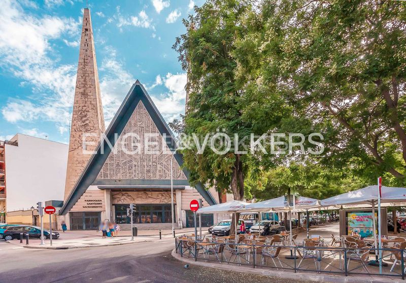 Foto d4f8107f-9a16-4949-aa44-1d24a1993859. Pis amb calefacció a Ibiza Madrid