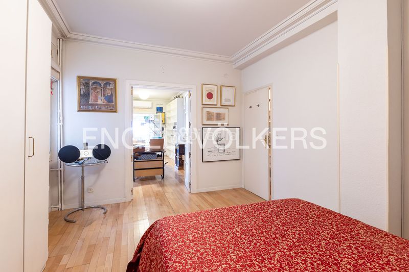 Foto 9aa8524c-29f3-4a37-80bf-1ff74c178085. Pis amb calefacció a Ríos Rosas-Nuevos Ministerios Madrid