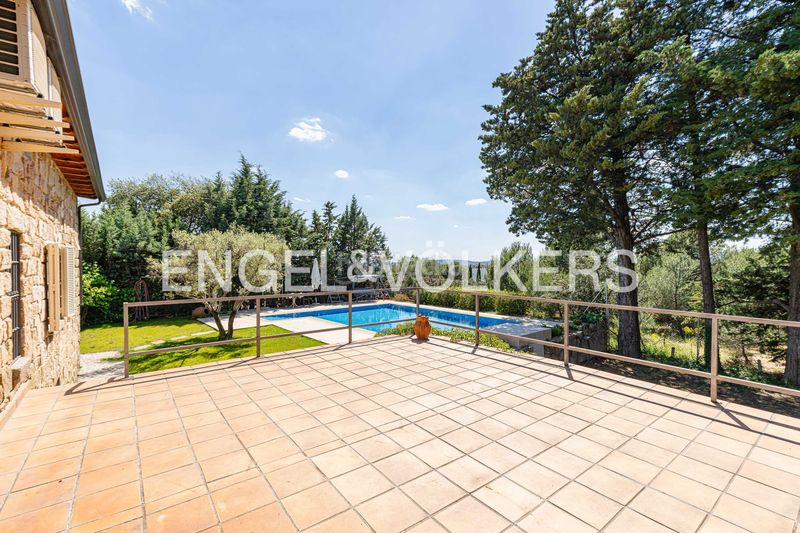 Foto a6cd482b-3bb6-4874-8faf-4ee5757ced58. Casa amb calefacció piscina a puerto Galapagar-las cuestas Galapagar