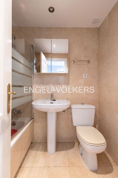 Foto 11d5d810-90d8-46b5-a75e-a4c581c1eba8. Pis amb calefacció a Lista Madrid