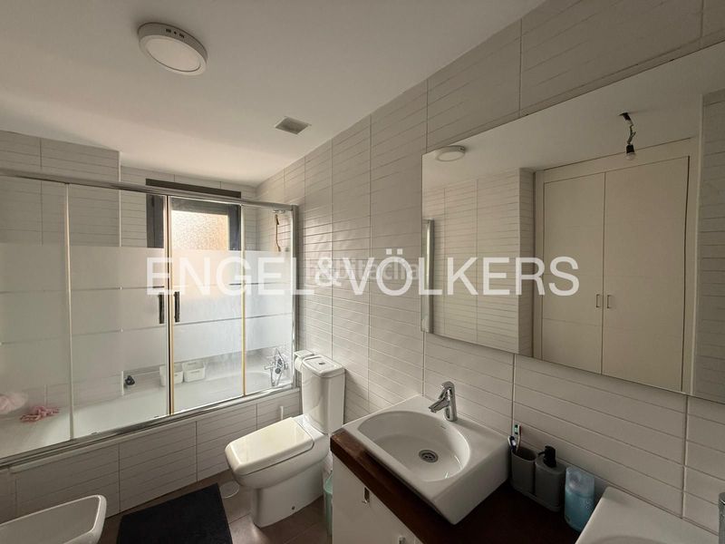 Foto f8c1ad89-a8e4-424e-b217-b9ea3ed558b4. Location duplex avec chauffage parking piscine dans Getafe