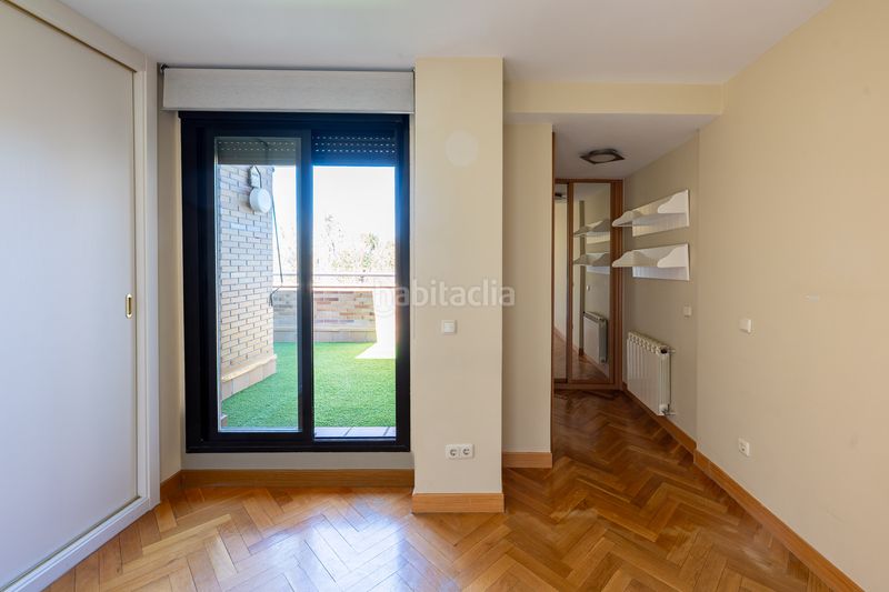 Foto dfcfeb30-d727-4868-8c1d-757d1a4888ed. Dúplex amb calefacció aparcament piscina a Norte Majadahonda