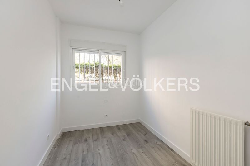 Foto 04b0f5d7-f884-4e79-a8f0-5bba8580d369. Etagenwohnung mit heizung parking pool in Norte Alcobendas