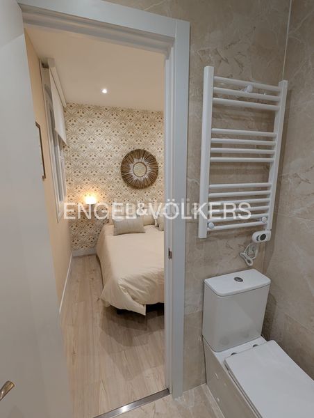 Foto 4c4c9549-8df7-49ad-8d42-0b867e181afa. Pis amb calefacció a Embajadores-Lavapiés Madrid