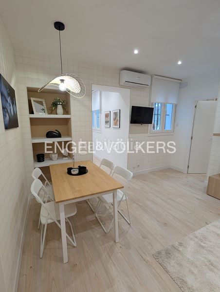 Foto a1969ea4-b729-486e-b1b1-94ab4175ad17. Pis amb calefacció a Embajadores-Lavapiés Madrid